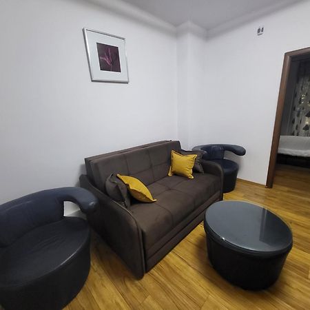 Apartment Mega Mall Monza National Arena Bukarest Exterior foto